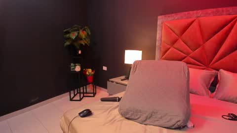 MIA  online show from March 4, 8:04 pm