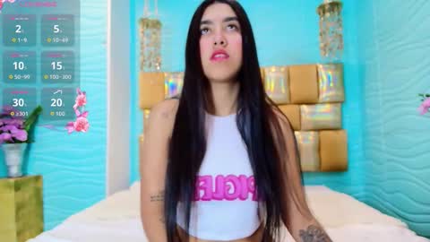 mia montess online show from October 18, 12:39 pm