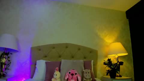 Snapshot of mia_montess chatting on April 30, 12:44 pm mia montess online show from April 30, 12:44 pm