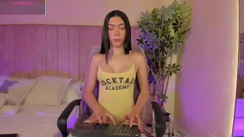 Snapshot of mia_mtnz02 chatting on November 26, 12:00 am mia_mtnz02 online show from November 26, 12:00 am