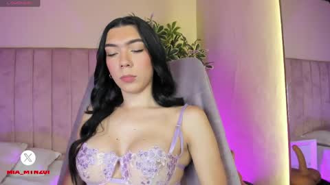 mia_mtnz02 online show from April 24, 12:02 am