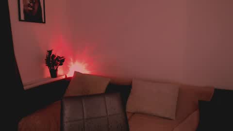 Snapshot of mia_muuur chatting on July 28, 4:39 pm Mia online show from July 28, 4:39 pm