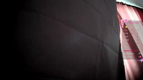 Snapshot of mia_nevaeh chatting on May 8, 7:52 pm Mia Nevaeh - follow me online show from May 8, 7:52 pm