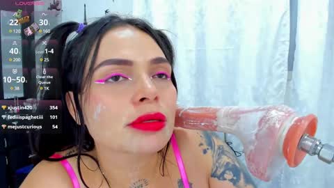 mia novoa online show from February 15, 12:04 am
