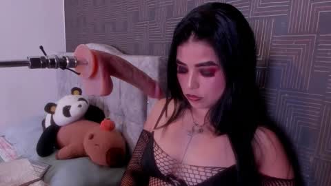 mia novoa online show from February 10, 3:43 am