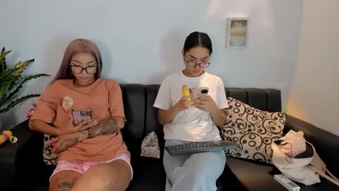 mia_petite72 online show from November 12, 11:14 pm