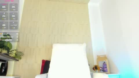 Snapshot of mia_pineda chatting on June 9, 10:16 am Mariana online show from June 9, 10:16 am