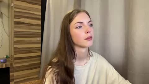 Mia online show from July 20, 6:06 am