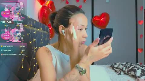 Mia online show from February 15, 12:43 pm