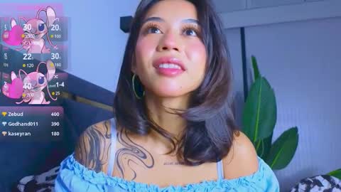 Mia online show from September 28, 4:12 pm