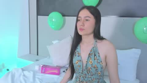 M I A online show from March 17, 12:19 pm