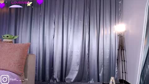 Mia online show from September 12, 2:33 am