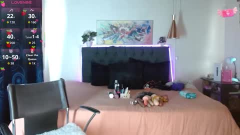 MIA  online show from November 6, 3:35 pm