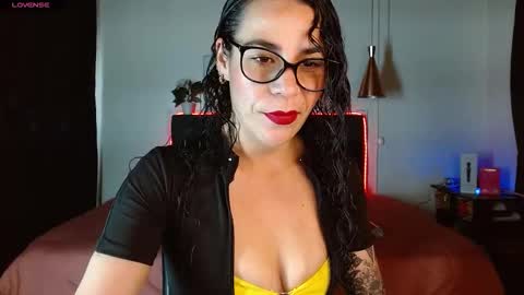 MIA  online show from November 15, 2:02 pm