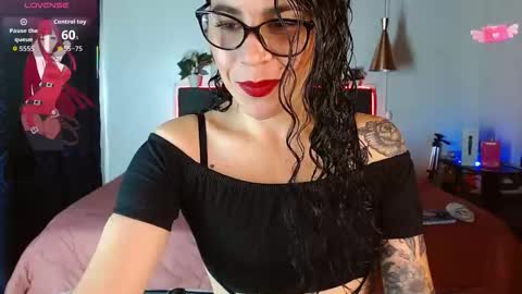 MIA  online show from November 18, 2:54 pm