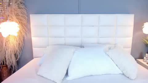 Snapshot of mia_vixenn chatting on November 6, 4:46 am mia vixenn online show from November 6, 4:46 am