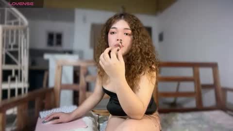 Mia online show from July 28, 8:52 pm