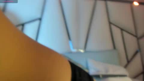 Snapshot of mia_vy chatting on September 26, 7:29 pm mia_vy online show from September 26, 7:29 pm