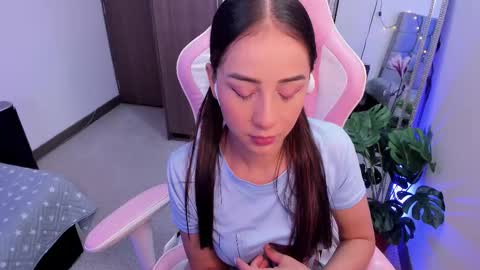 Snapshot of miaa_06 chatting on February 27, 5:34 am mia  nicolle online show from February 27, 5:34 am