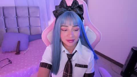 Snapshot of miaa_06 chatting on September 21, 4:14 am mia  nicolle online show from September 21, 4:14 am