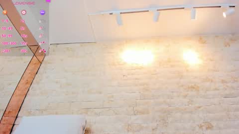 Miaa  online show from March 5, 5:36 am