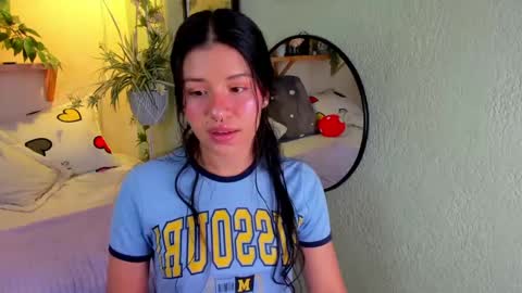 Snapshot of miaa_rose__ chatting on January 31, 9:59 pm Miaa online show from January 31, 9:59 pm