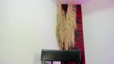 miaa_sccott_ online show from October 4, 12:03 pm