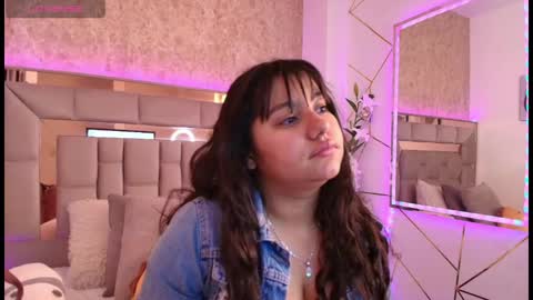 Snapshot of miaa_smiith1 chatting on January 20, 11:35 am miaa_smiith1 online show from January 20, 11:35 am