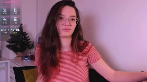 mia online show from December 14, 9:41 pm