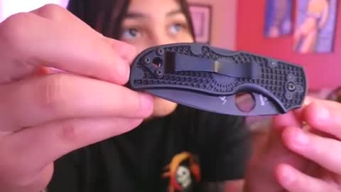 Snapshot of miacanela_xo chatting on December 13, 11:17 pm Mia online show from December 13, 11:17 pm