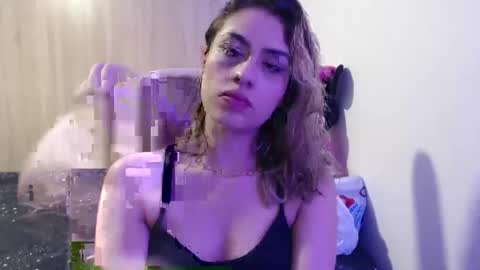 Miia  online show from December 18, 12:17 am