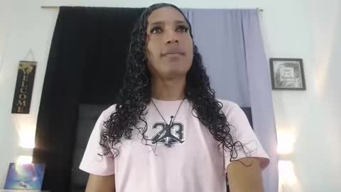 MiaCoock online show from November 5, 5:02 pm