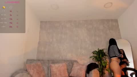 miacooper online show from November 13, 12:15 pm