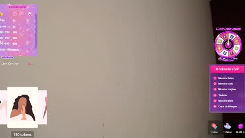 Snapshot of miaderail chatting on December 6, 2:02 am Sofi online show from December 6, 2:02 am