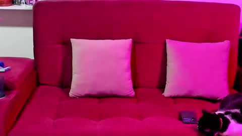 Mia online show from September 14, 1:05 am