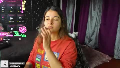 Mia online show from February 21, 4:52 pm