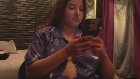 Mia online show from June 6, 12:49 am