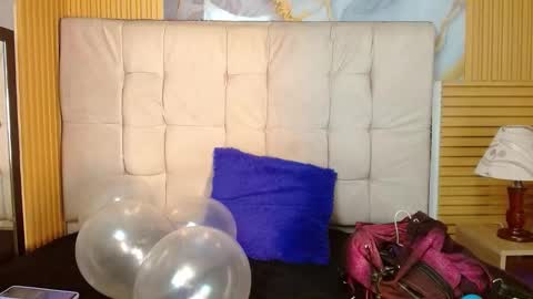 miadoll303av online show from October 8, 2:25 pm