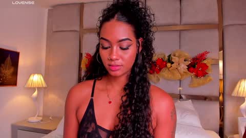Snapshot of miaebony_ chatting on December 14, 2:45 am Call me Mia online show from December 14, 2:45 am
