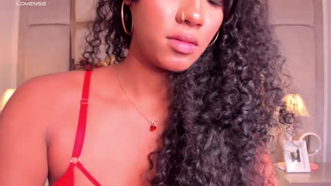 Snapshot of miaebony_ chatting on December 14, 9:45 pm Call me Mia online show from December 14, 9:45 pm
