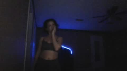 Snapshot of miaellababy chatting on July 6, 2:30 am miaellababy online show from July 6, 2:30 am