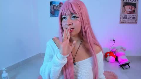 Snapshot of miaengels_ chatting on October 2, 11:12 pm Mia Engels  online show from October 2, 11:12 pm
