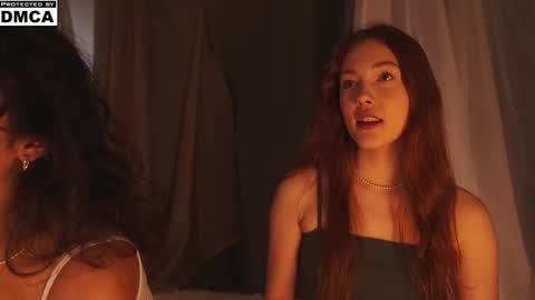 Snapshot of miafleur chatting on November 17, 7:52 pm Mia online show from November 17, 7:52 pm