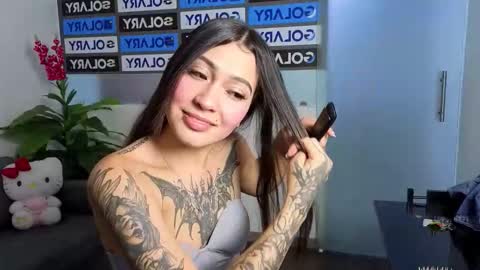 Snapshot of miafox_03 chatting on January 17, 9:29 pm miafox_03 online show from January 17, 9:29 pm