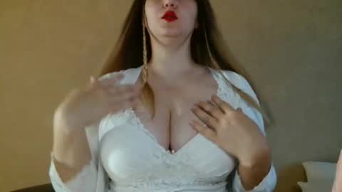 Snapshot of miafoxisja chatting on September 14, 2:22 am MiaFoxisJa online show from September 14, 2:22 am