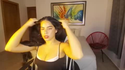 miafunny5 online show from November 12, 11:03 pm