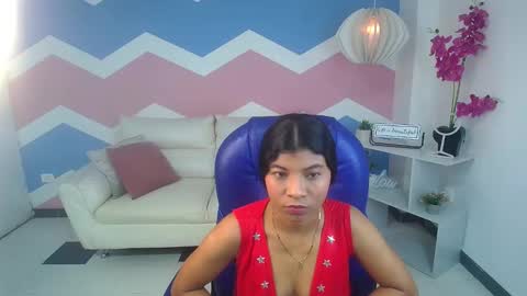 miagreys1 online show from October 17, 11:35 am