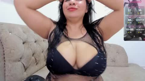 Miah Collins online show from April 7, 6:52 pm