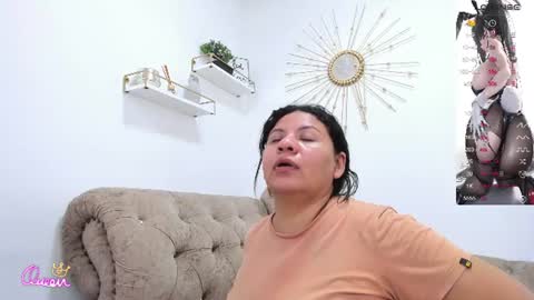 Snapshot of miah_bigboobs chatting on July 24, 6:17 pm Miah Collins online show from July 24, 6:17 pm