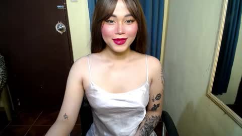 Miah online show from October 24, 4:14 pm